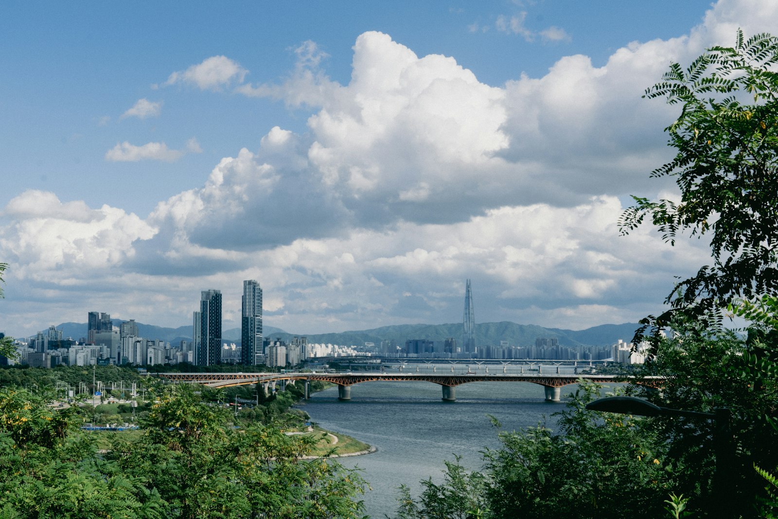 Han River and the Seoul skyline