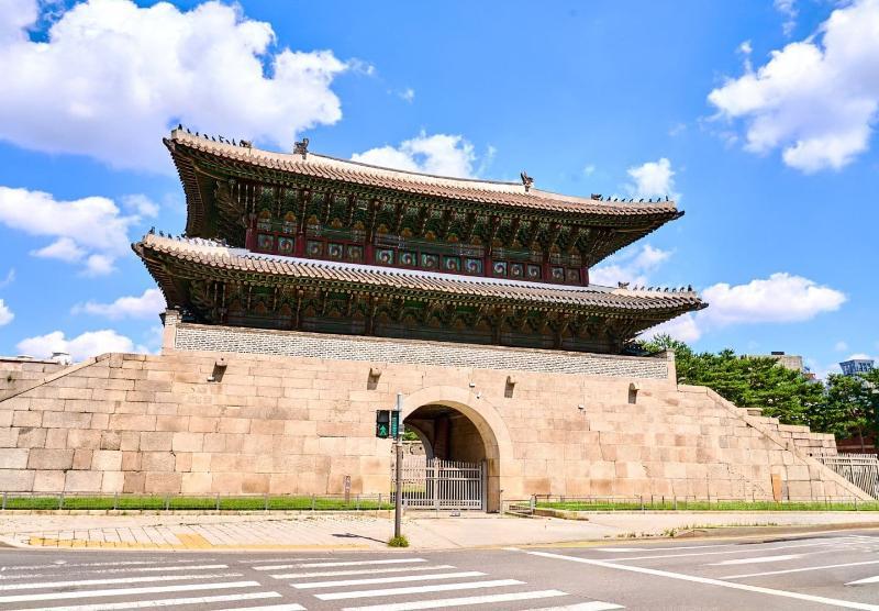 Heunginjimun (Dongdaemun), the Great East Gate of Seoul